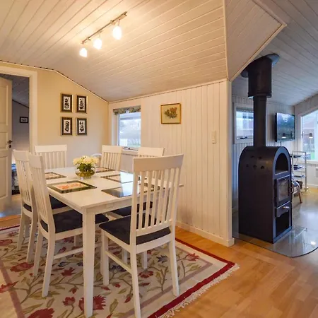 Awesome In W/ 3 Bedrooms