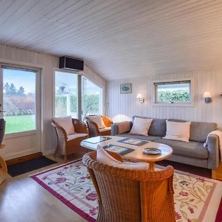 Awesome In W/ 3 Bedrooms